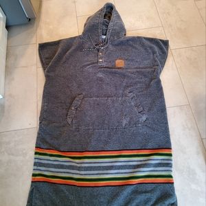 Slowtide OSO changing poncho OS